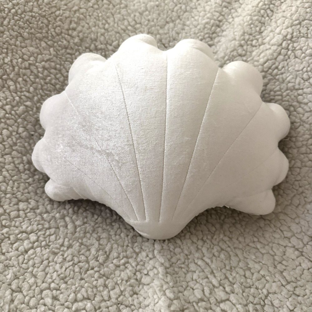 Viral Shell‎ Pillow Cream Seashell Designer Magaschoni Home Coastal Nautical